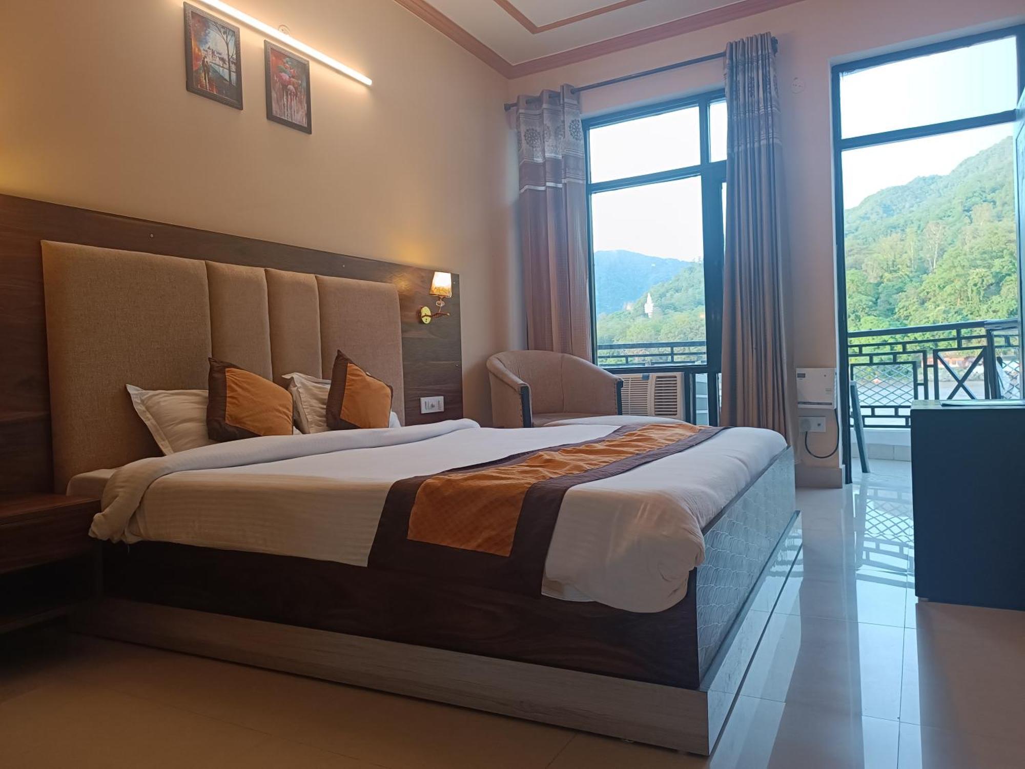 רישיקש Hotel Prasanna Inn מראה חיצוני תמונה