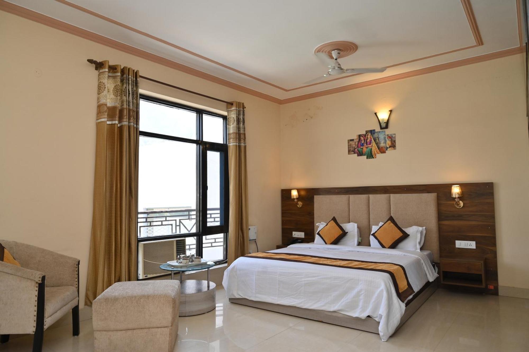 רישיקש Hotel Prasanna Inn מראה חיצוני תמונה