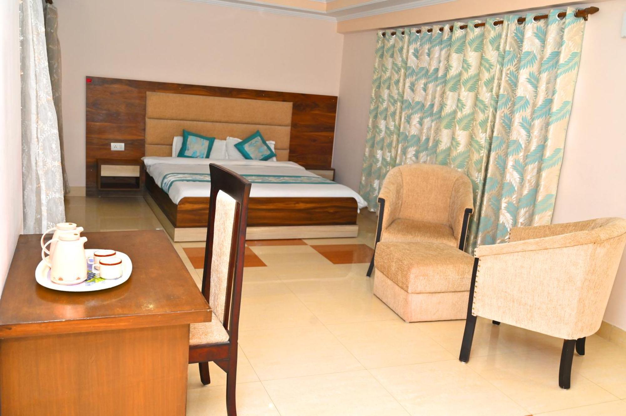 רישיקש Hotel Prasanna Inn מראה חיצוני תמונה
