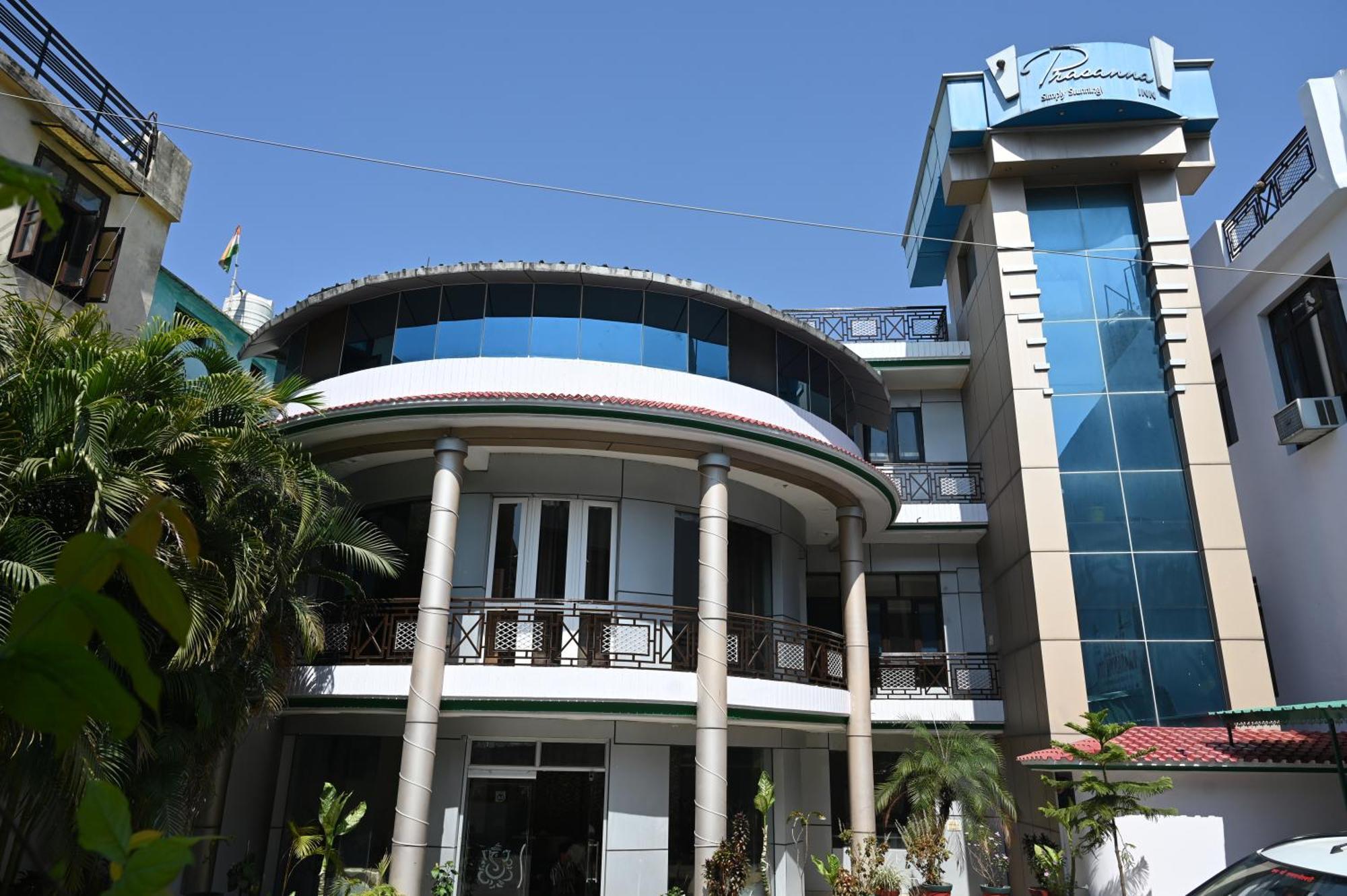 רישיקש Hotel Prasanna Inn מראה חיצוני תמונה